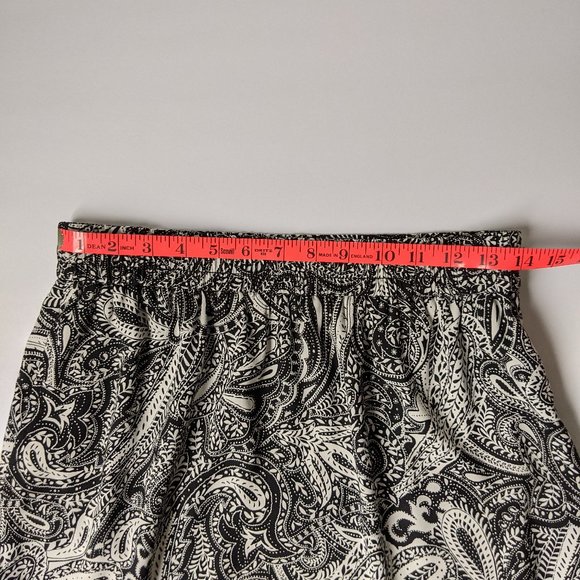 LOFT Shadow Paisley Fluid Pull On Skirt - Picture 9 of 9